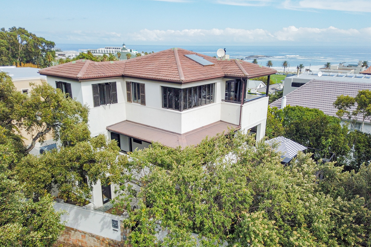 12-central-drive-4-bedroom-family-house-property-to-rent-camps-bay-1