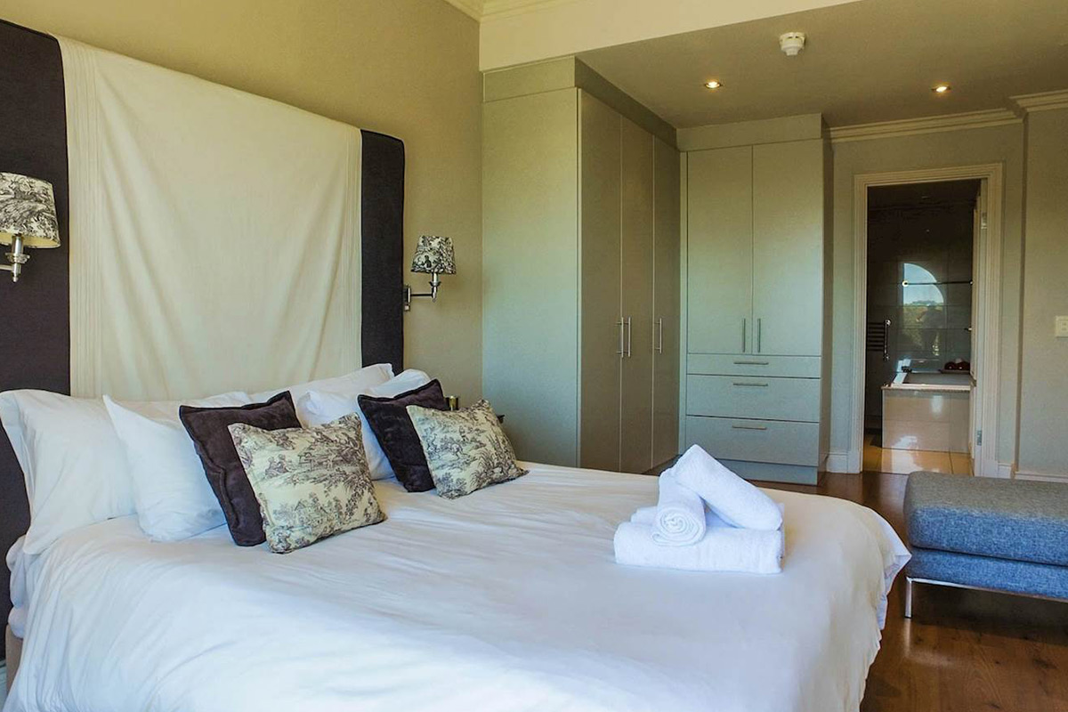 304-cape-royal-2-bedroom-apartment-property-for-rent-green-point-13
