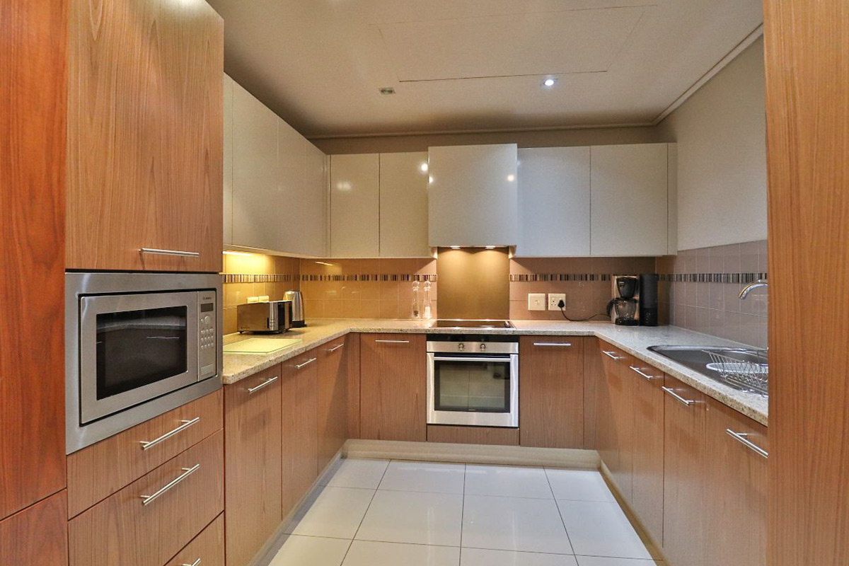 304-cape-royal-2-bedroom-apartment-property-for-rent-green-point-6