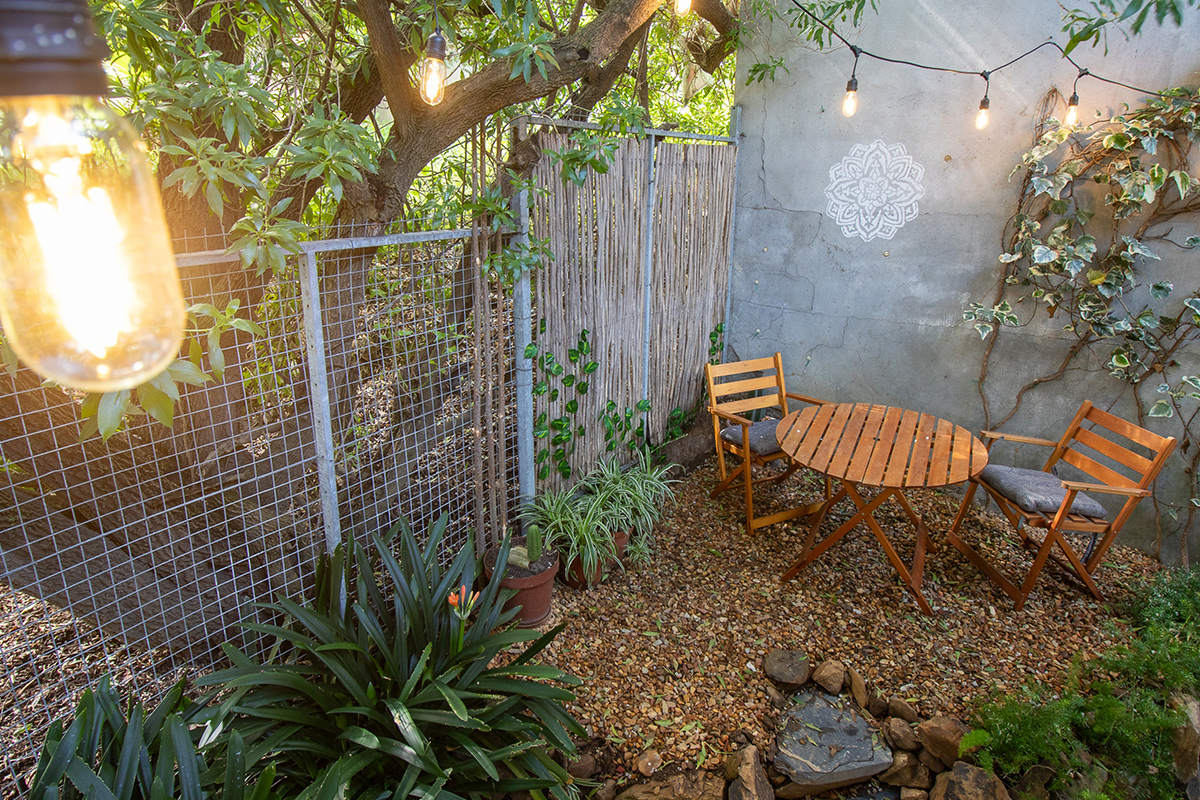 B5-Dorchester-271-High-Level-Road-1-bedroom-cottage-to-rent-Sea-Point-12