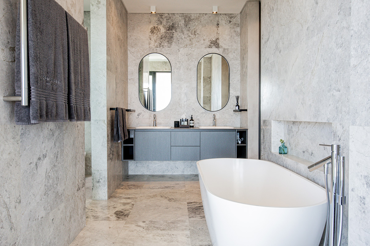 23-avenue-6-bedroom-villa-property-for-rent-fresnaye-22