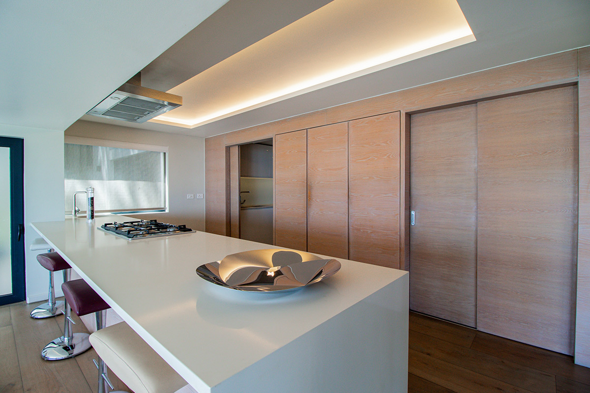3-top-road-5-bedroom-house-property-for-rent-fresnaye-11