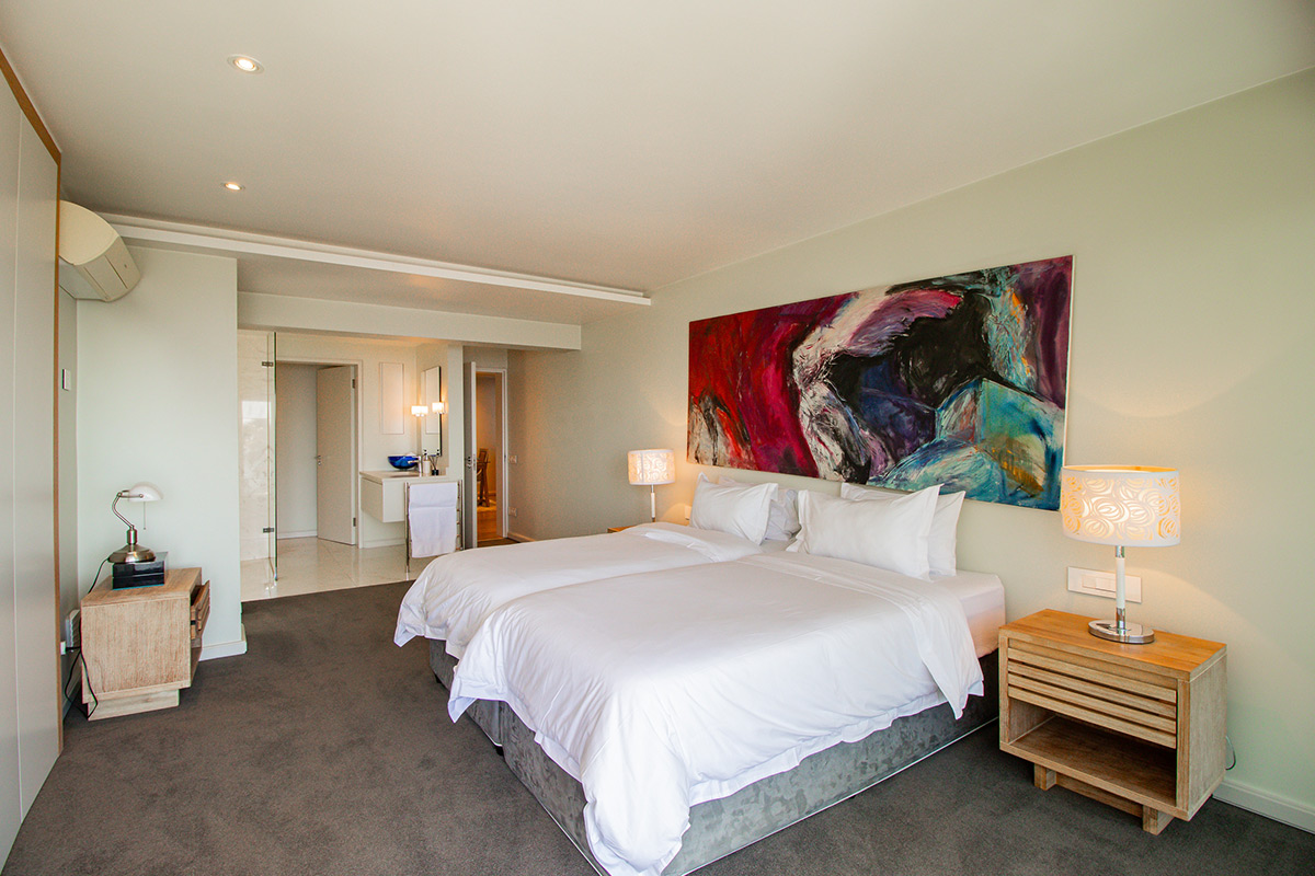 3-top-road-5-bedroom-house-property-for-rent-fresnaye-24