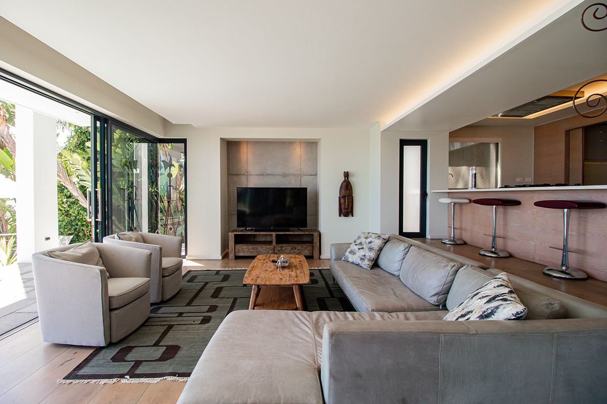 3-top-road-5-bedroom-house-property-for-rent-fresnaye-9