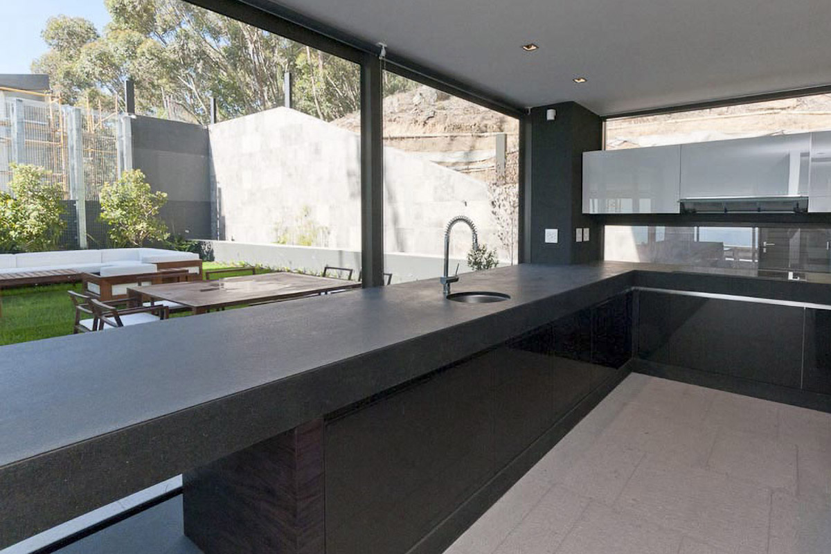 5-nettleton-road-5-bedroom-villa-for-rent-clifton-10