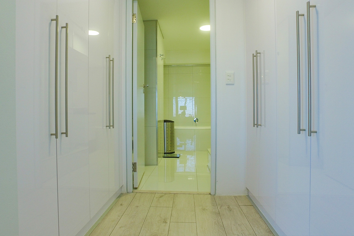 B20-soho-3-bedroom-apartment-property-for-rent-de-waterkant-15
