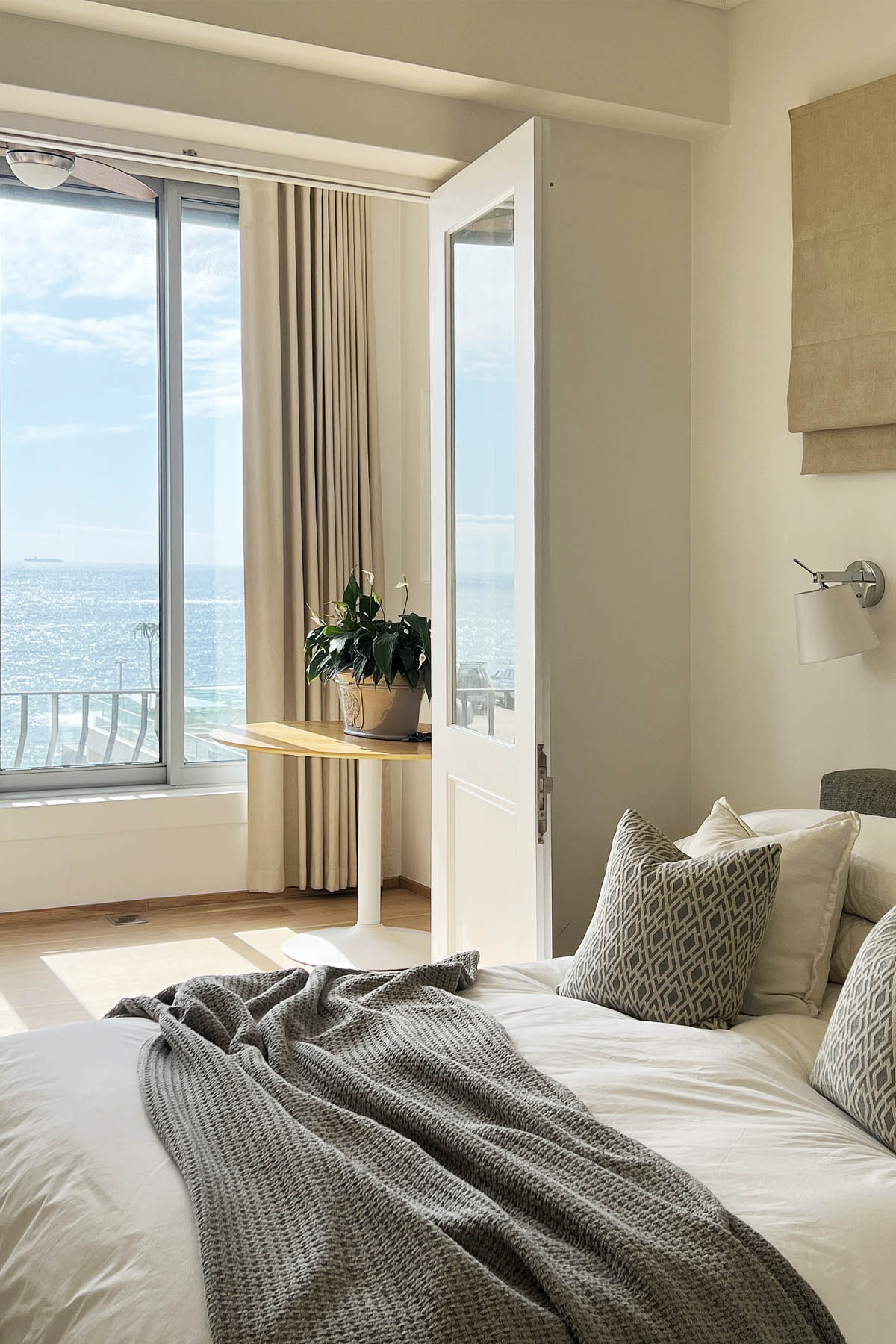 4701-victoria-apartment-to-rent-cape-town-16b