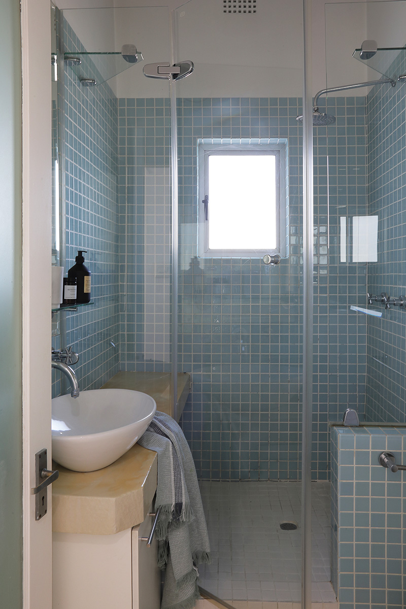 4705-contemporary-hamilton-court-apartment-to-rent-cape-town-5b