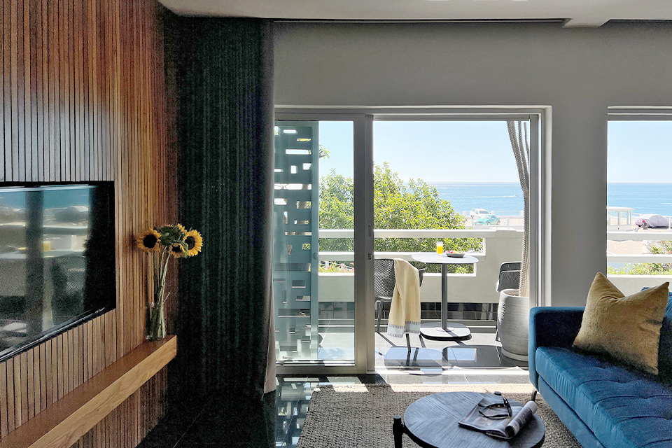 5102-stylish-clifton-apartment-to-rent-cape-town-10
