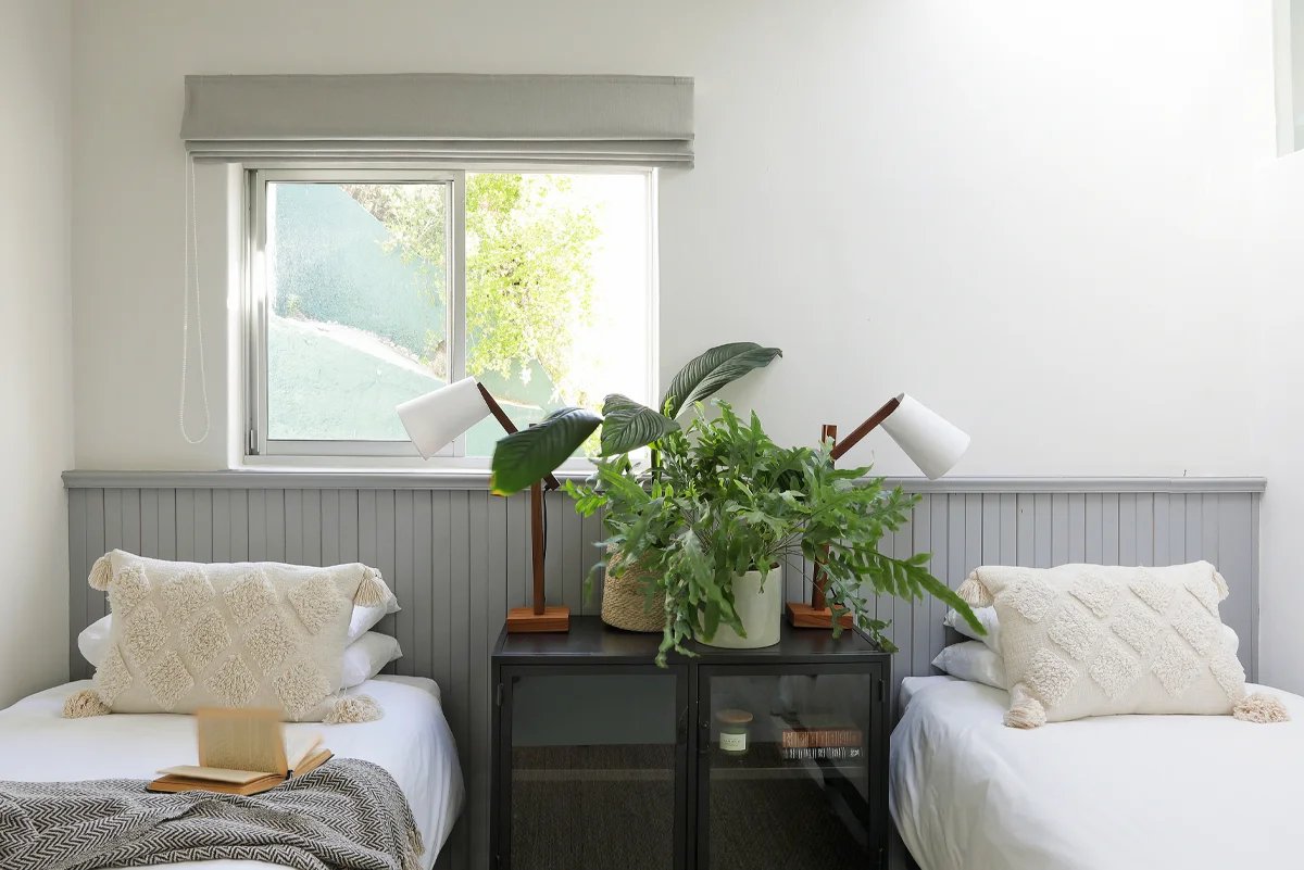 5103-lovely-3-bed-clifton-apartment-to-rent-cape-town-15