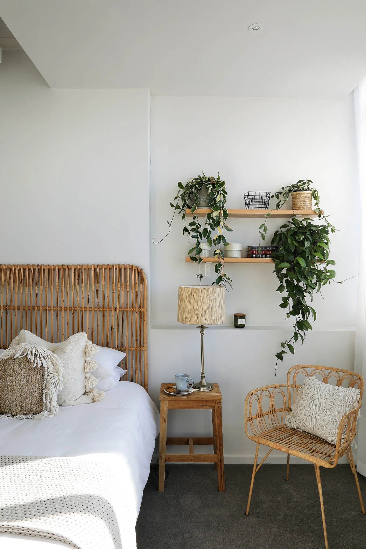 5103-lovely-3-bed-clifton-apartment-to-rent-cape-town-17b