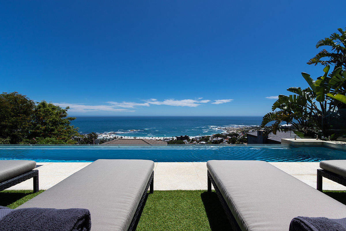 8-medburn-road-villa-property-to-rent-camps-bay-1