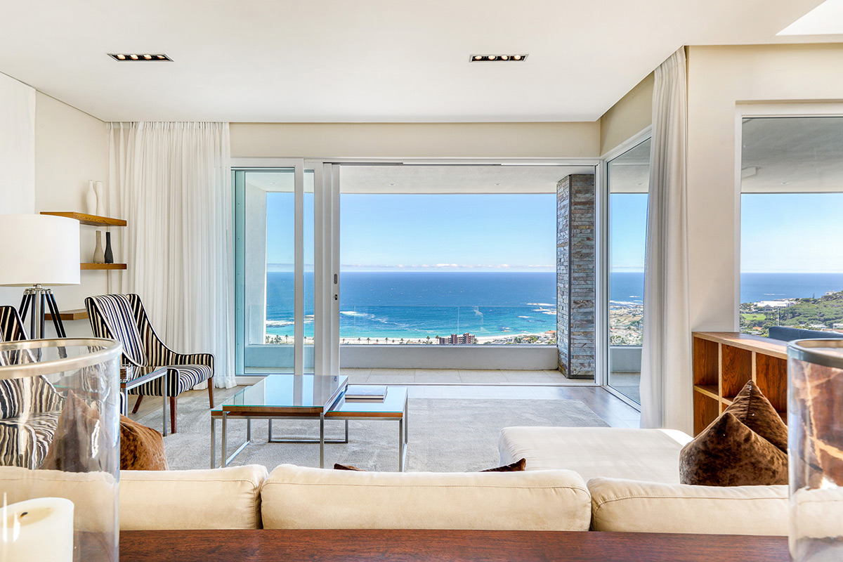 8-medburn-road-villa-property-to-rent-camps-bay-31
