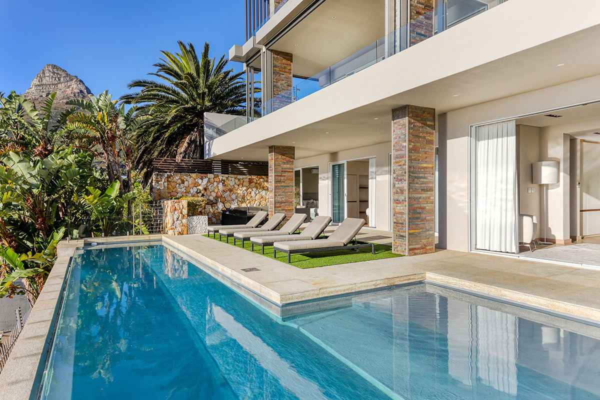 8-medburn-road-villa-property-to-rent-camps-bay-34
