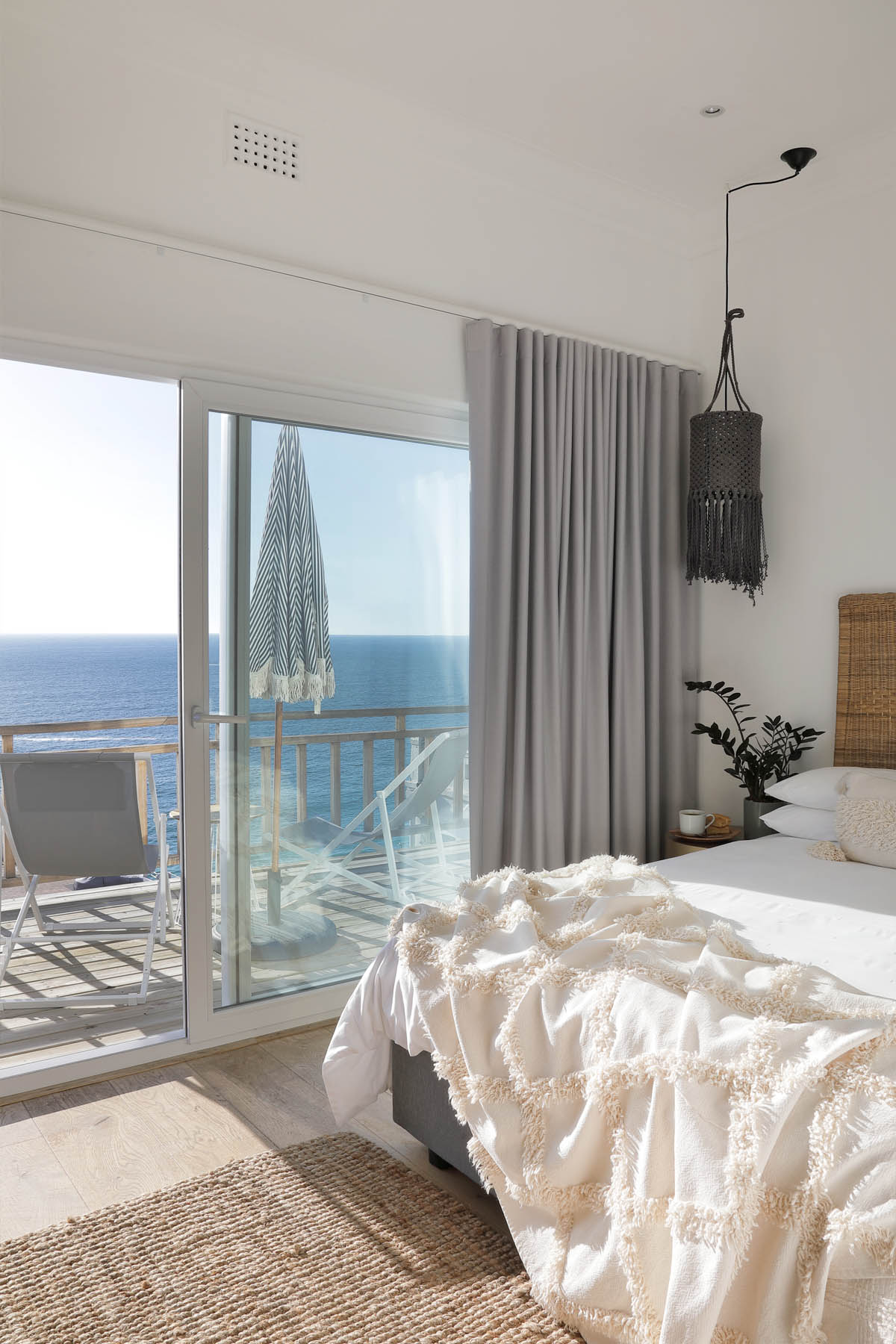 beach-house-clifton-cape-town-to-rent-14B