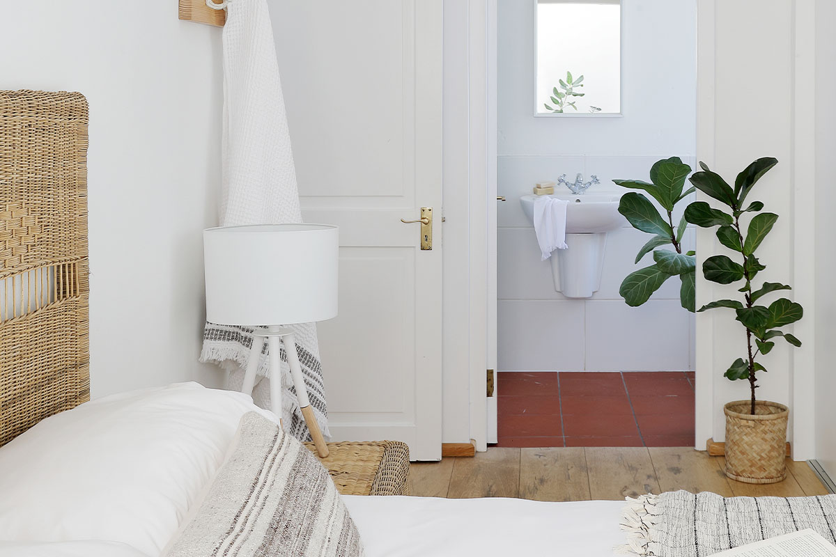 beach-house-clifton-cape-town-to-rent-17