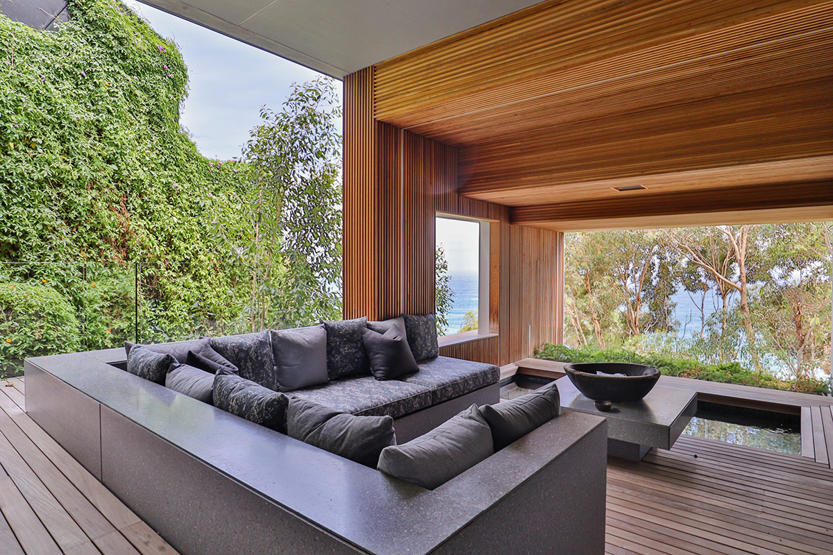 stunning-5-bedroom-self-catering-villa-in-bantry-bay-28