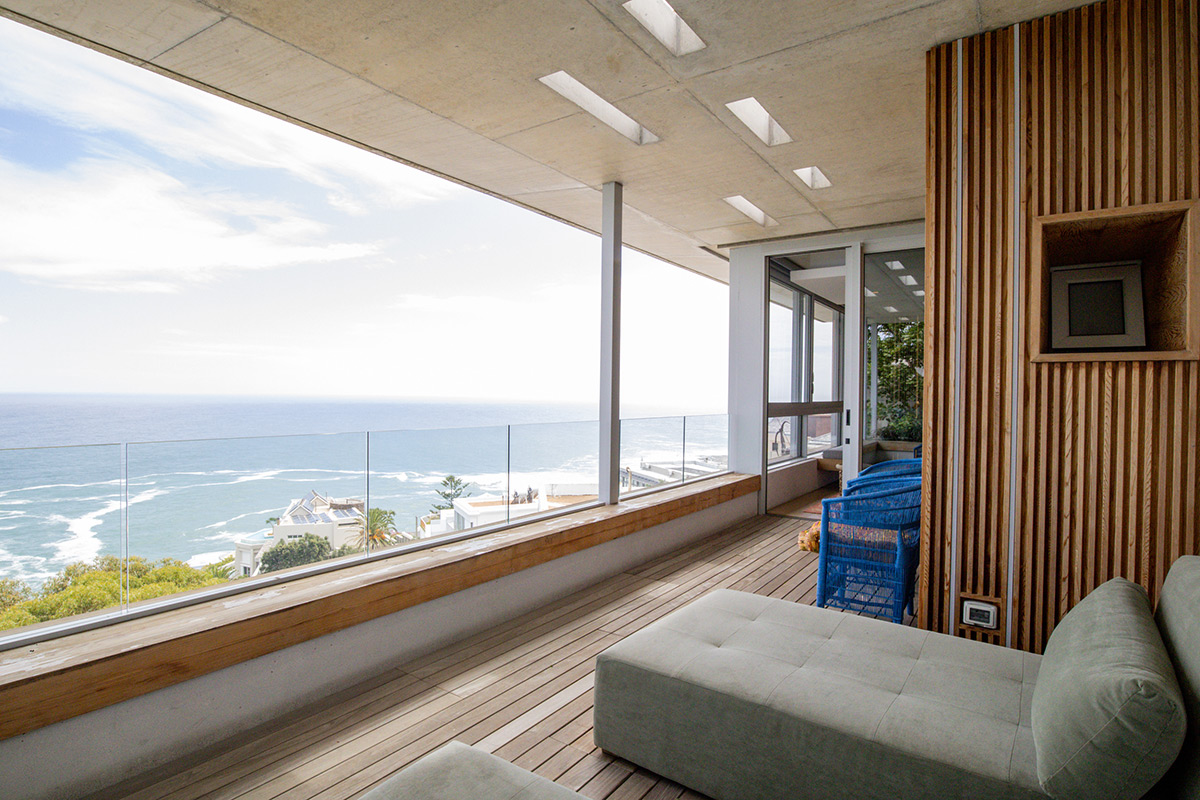 stunning-5-bedroom-self-catering-villa-in-bantry-bay-36