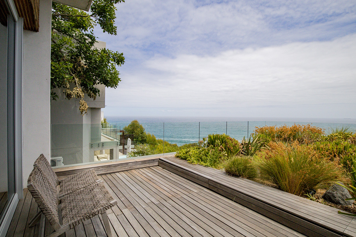 stunning-5-bedroom-self-catering-villa-in-bantry-bay-43