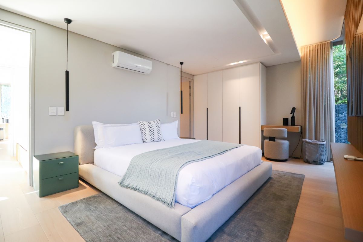 15-5Bed-5Bath-Sauna-Parking-Gym-Villa-Camps-Bay