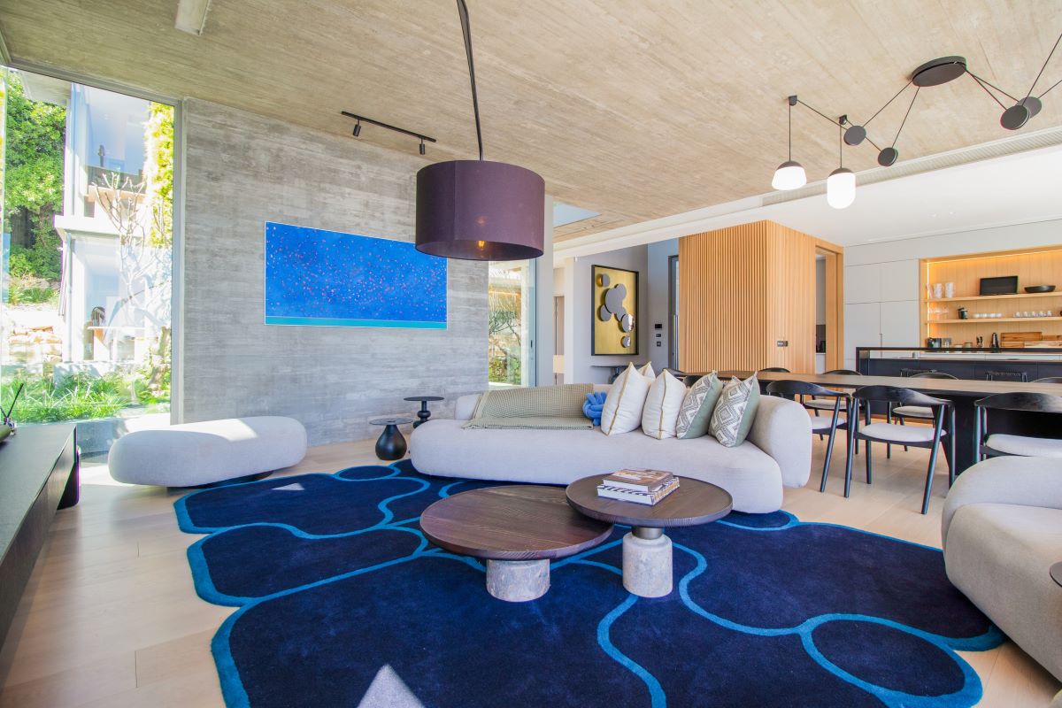 6-5Bed-5Bath-Sauna-Parking-Gym-Villa-Camps-Bay