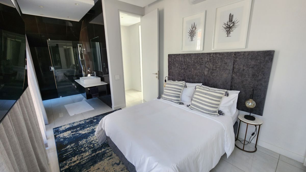 3bed-rooftop-pool-atlantic-seaboard (22)