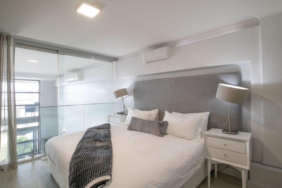 B20-soho-3-bedroom-apartment-property-for-rent-de-waterkant (14)
