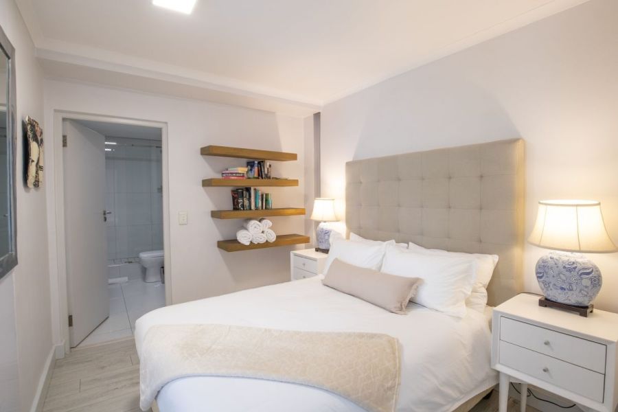 B20-soho-3-bedroom-apartment-property-for-rent-de-waterkant (15)