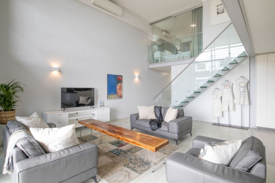 B20-soho-3-bedroom-apartment-property-for-rent-de-waterkant (22)