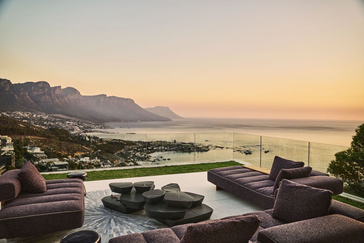 1-Exclusive-Luxury-Event-Space-Bantry-Bay (5)