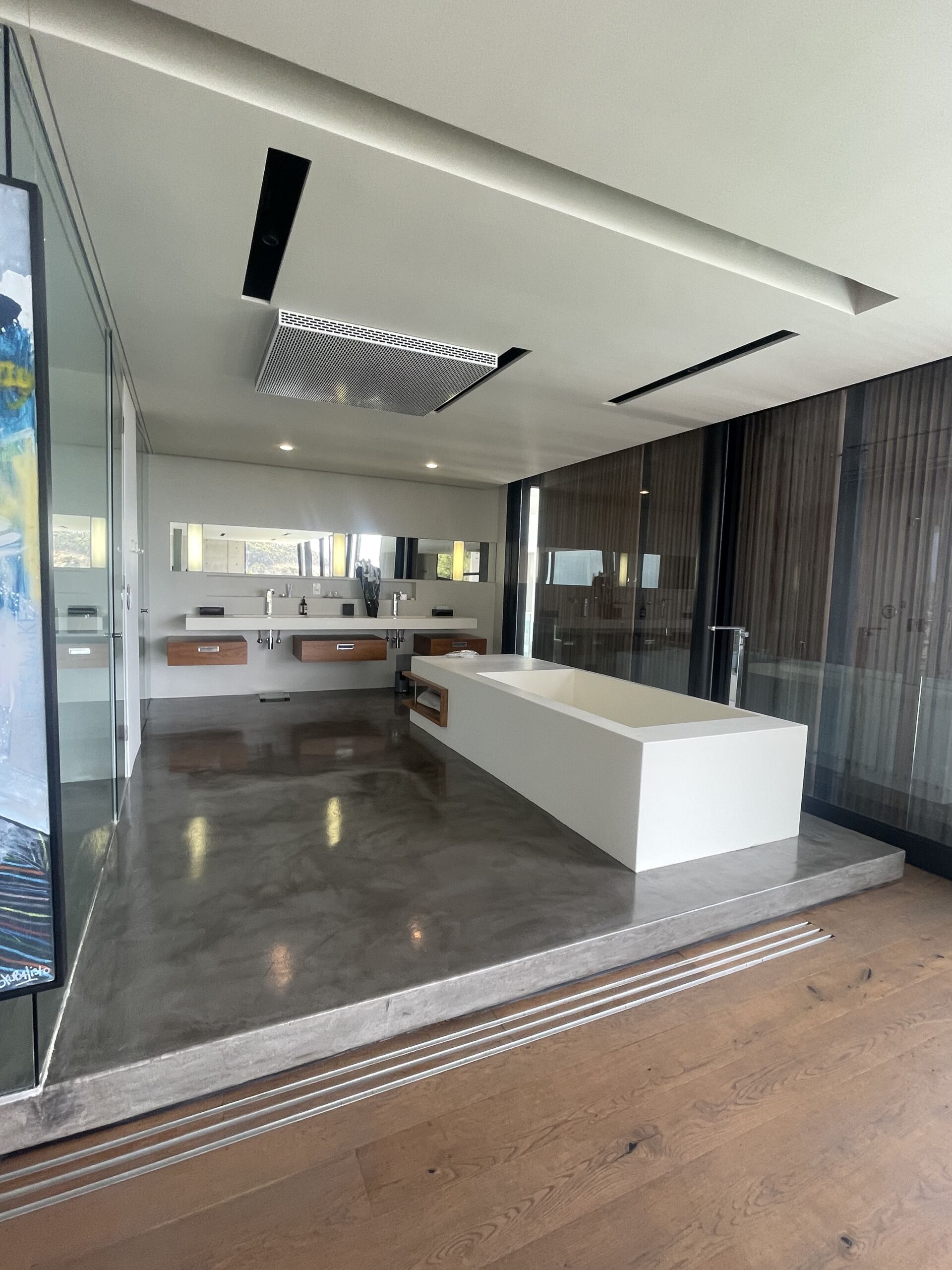 4bed-4bath-designer-coastal-retreat-with-private-pool-beach-houtbay-llandudano-garden (13)