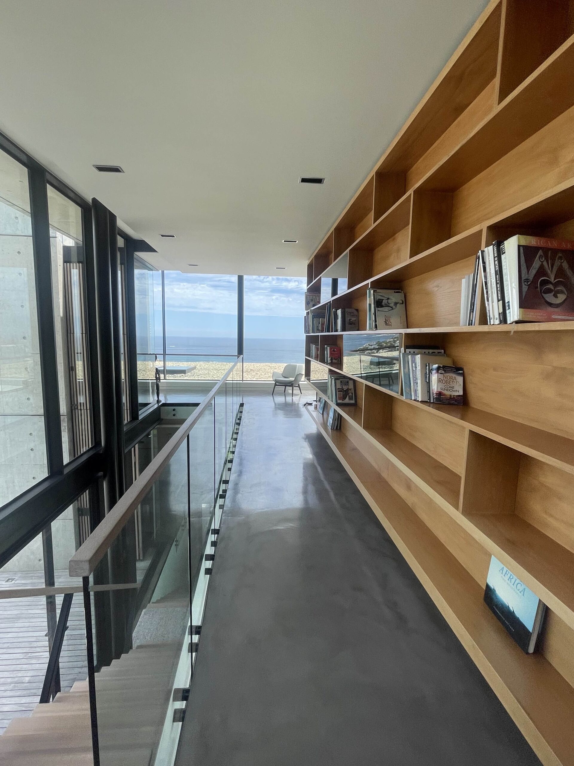4bed-4bath-designer-coastal-retreat-with-private-pool-beach-houtbay-llandudano-garden (30)