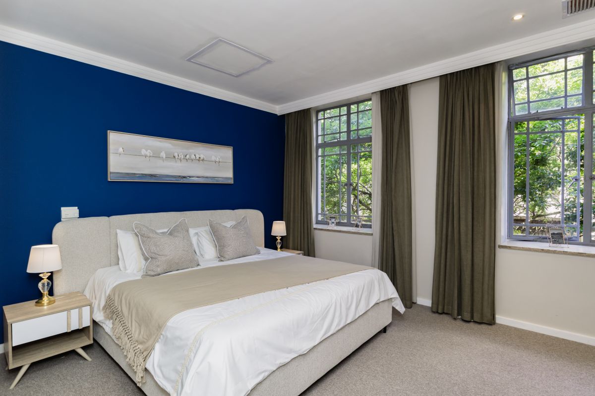 urban-stylish-1-bed-pool-city-cape-town (22)
