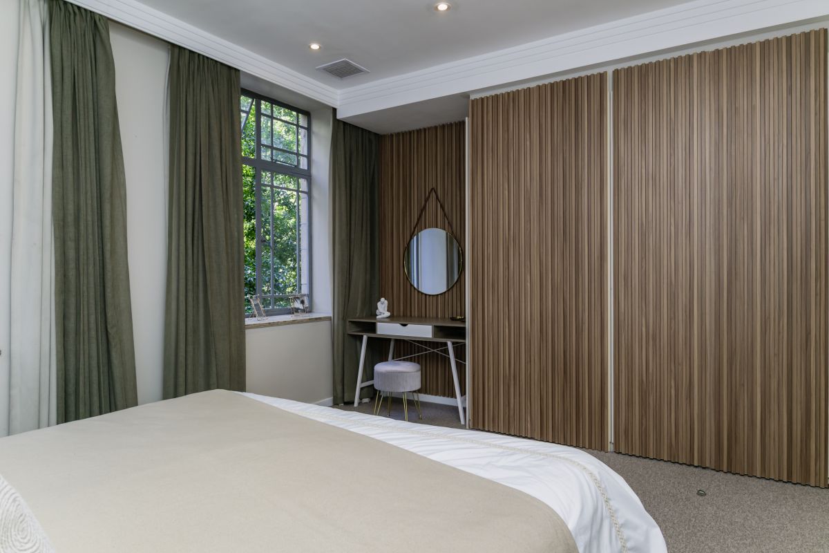 urban-stylish-1-bed-pool-city-cape-town (24)