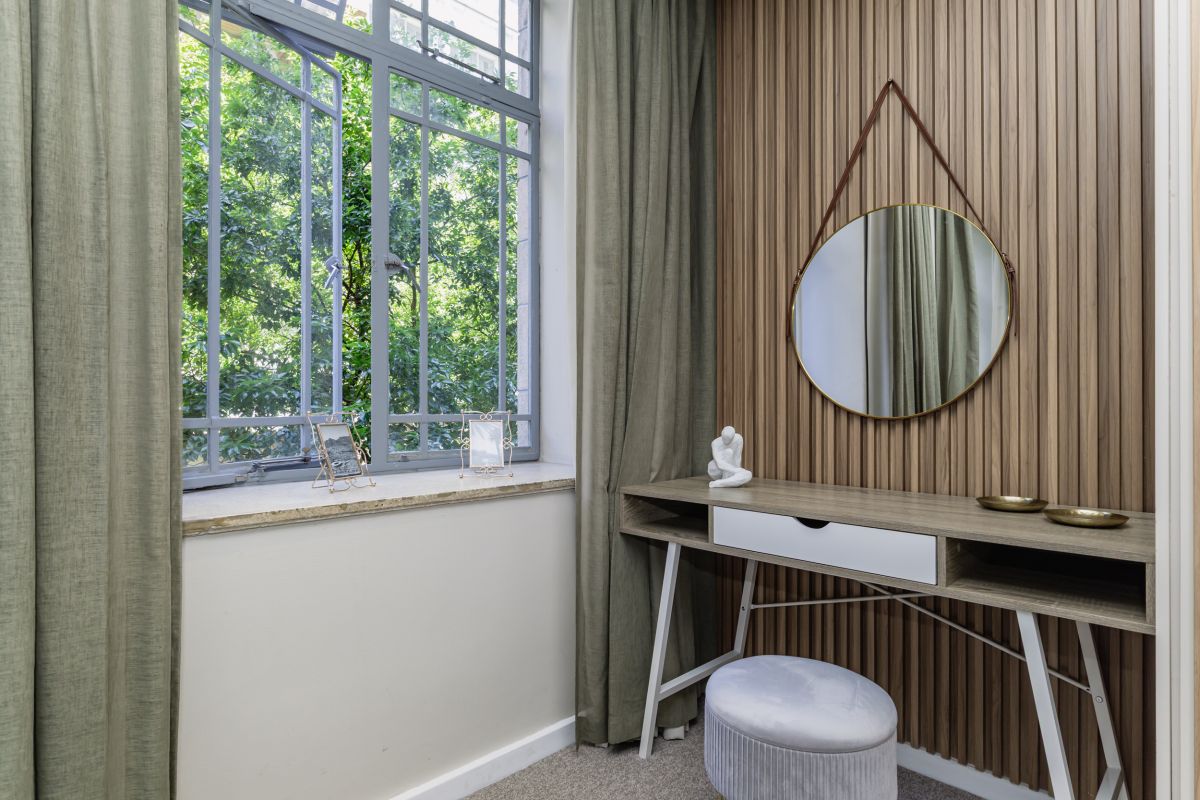 urban-stylish-1-bed-pool-city-cape-town (25)