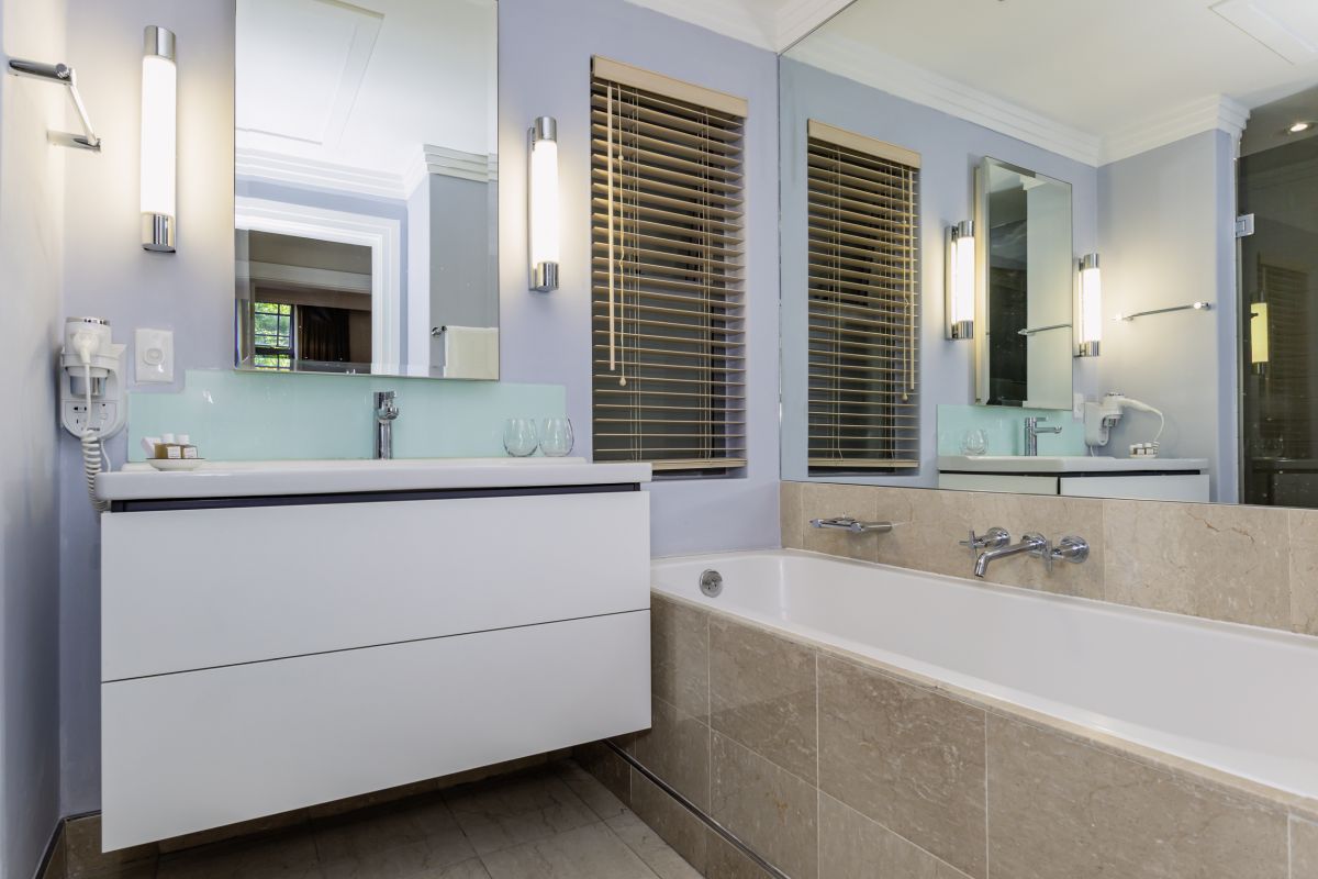 urban-stylish-1-bed-pool-city-cape-town (26)