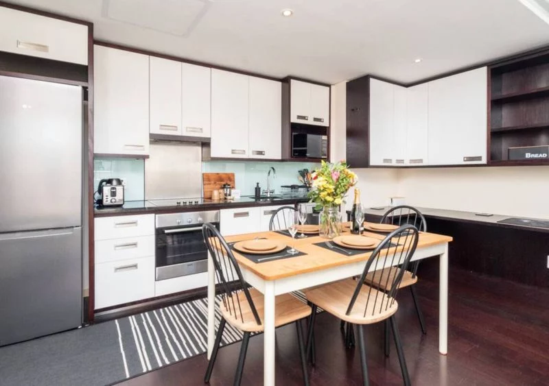 1-bedroom-apartment-mandela-rhodes-place-pool-parking-cape-town (2)
