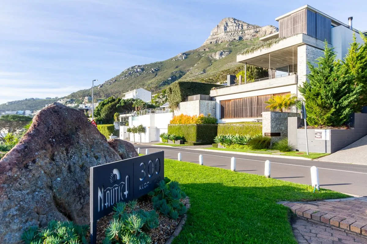 campsbay-2bed-plunge-pool-ocean-mountain-views-clifton (42)