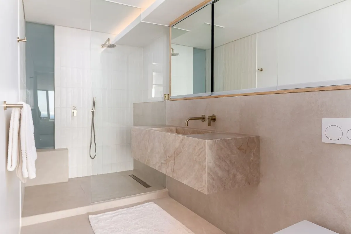 campsbay-2bed-plunge-pool-ocean-mountain-views-clifton (5)