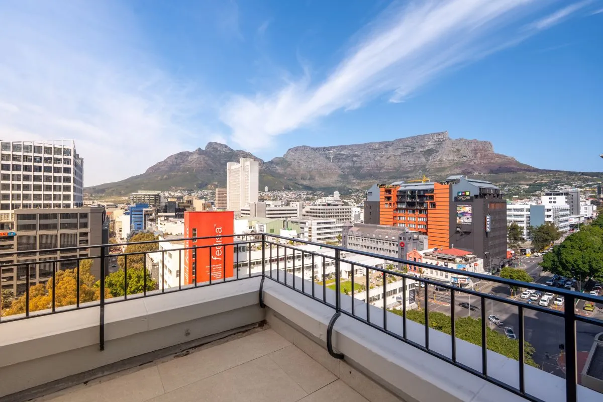private-3bed-luxury-modern-penthouse-cape-town (2)
